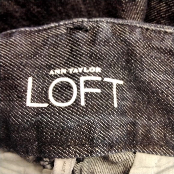 Ann Taylor Denim Jean Shorts Size 2 - Picture 3 of 3